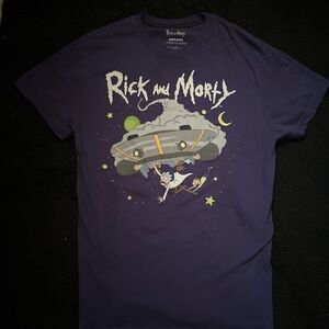 Rick and Morty UFO T-Shirt Small